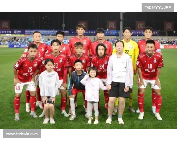 辽超焦点战大连四球大胜本溪国足名宿助阵英博三驾马车闪耀全场 辽超焦点战大连四球大胜本溪国足名宿助阵英博三驾马车闪耀全场